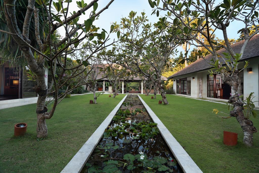 Villa Bali Asri Seminyak  Exterior photo